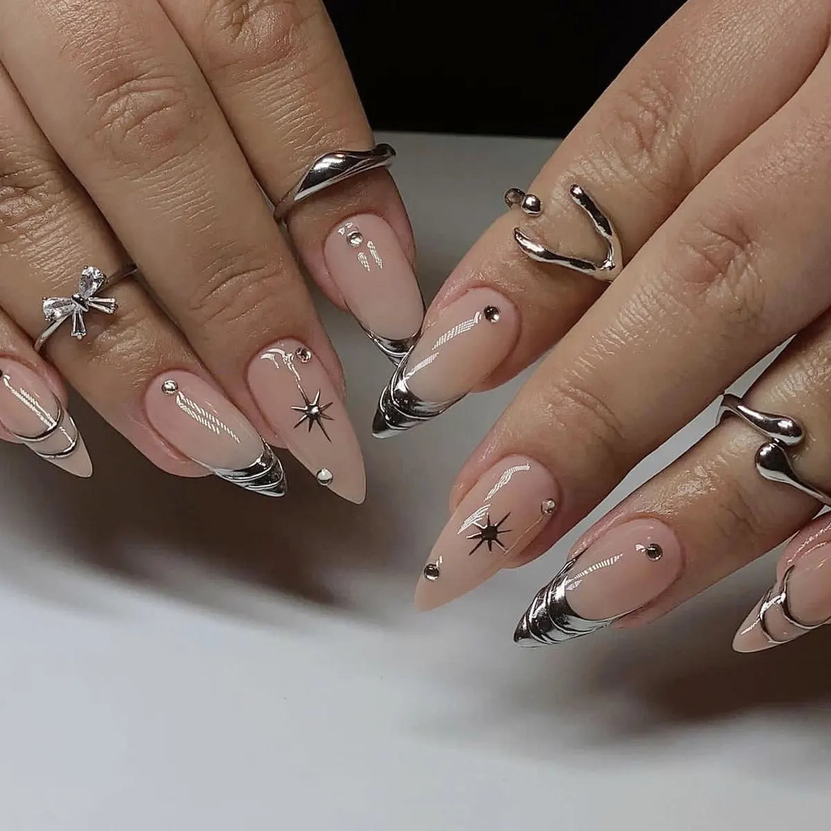 24pcs Almond Press on Nails French False Nails Wearable Stick-on Nails Fake Nail Uñas Postizas Накладные Ногти 네일팁 Faux Ongles