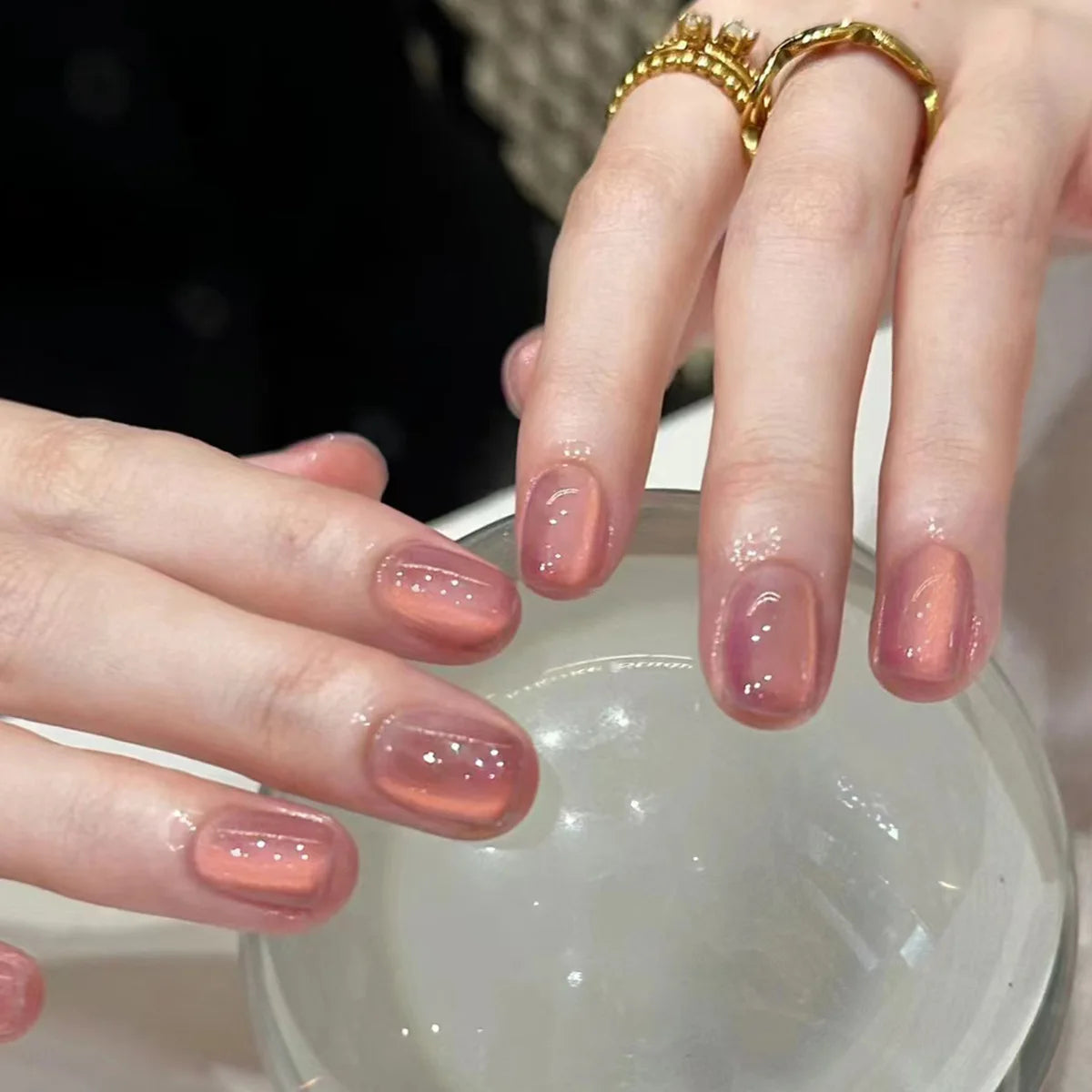 Cat Eye Press-On Nails – Oval or Square Shape | Glossy Gradient