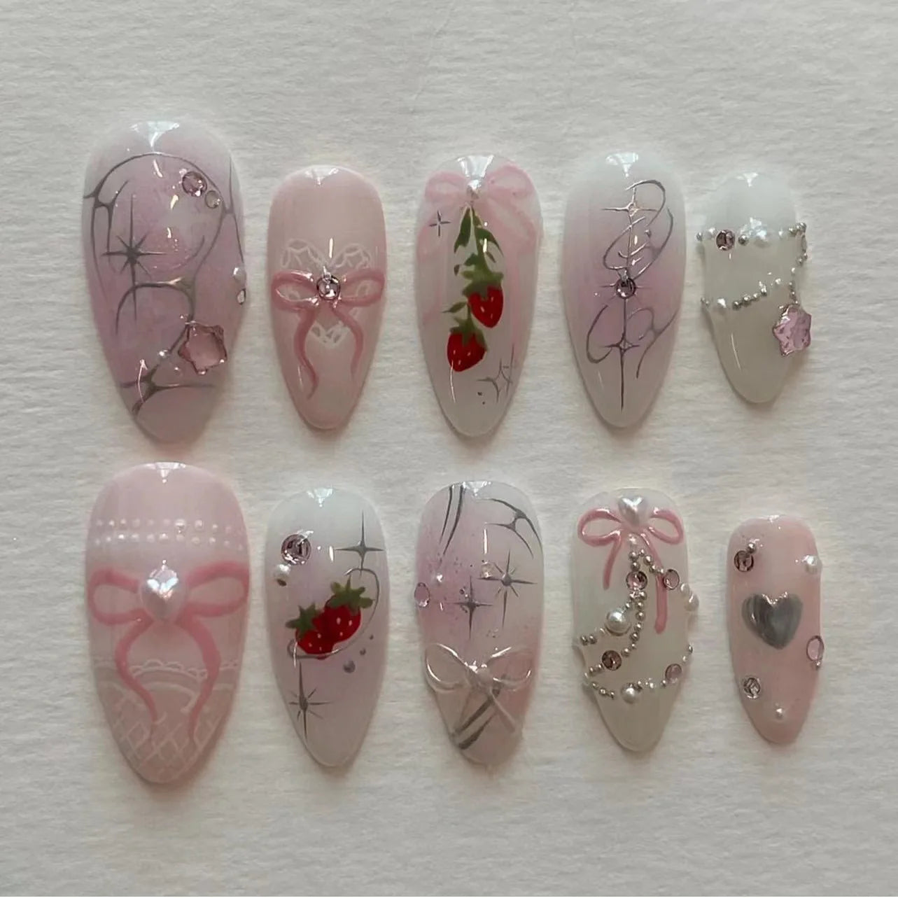 24pcs Baroque Style False Nails with Gold Moon Star Design Almond Fake Nail Patches Wearable Heavy Metal French Press on Nails