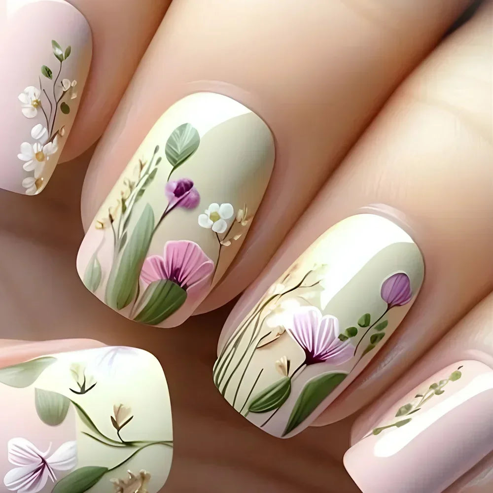 24Pcs Yellow Simple False Nails Short Coffin Art Artificial with French Design Wearable Fake Nails Full Cover Press on Nail Tips