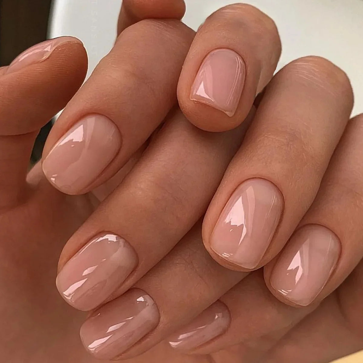 Cat Eye Press-On Nails –  Oval or Square Shape | Glossy Gradient