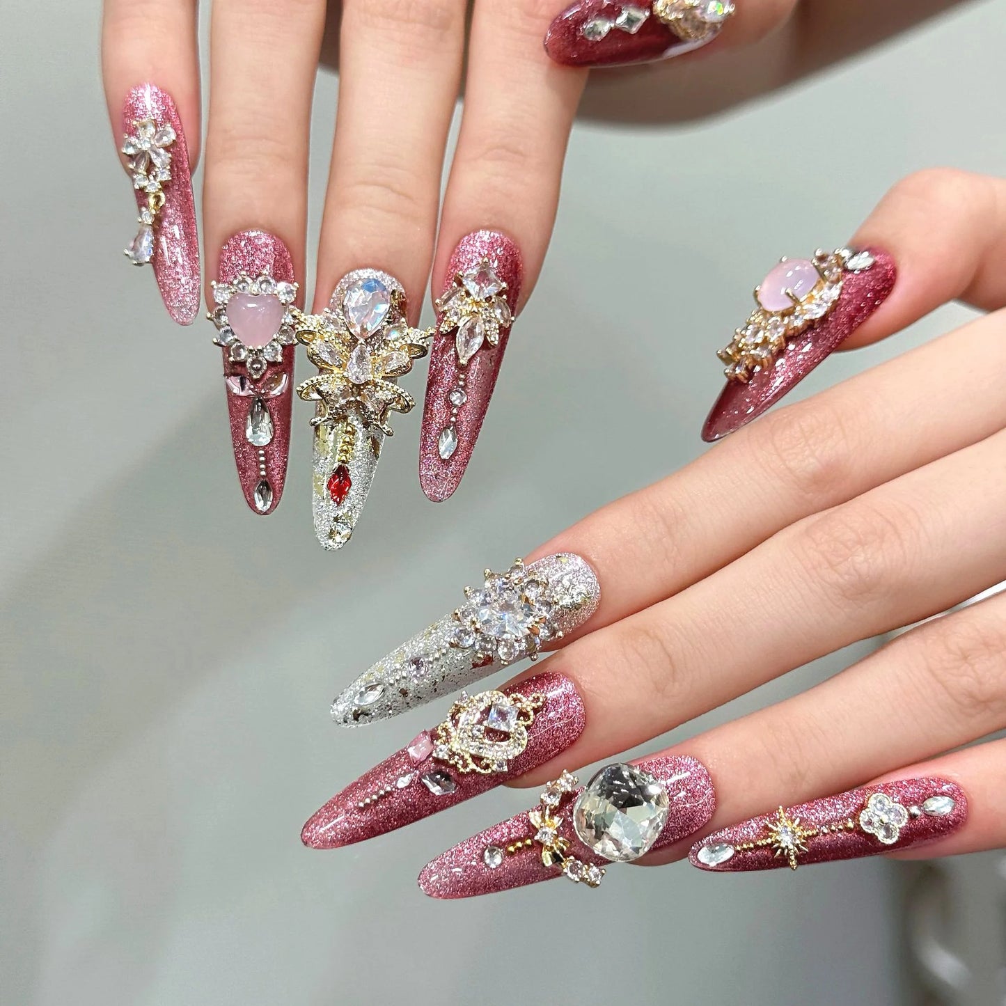 Desert Crown High-End Light Luxury Nail Art Handmade Fashionable Whitening + Noble Style Wearable Manicure