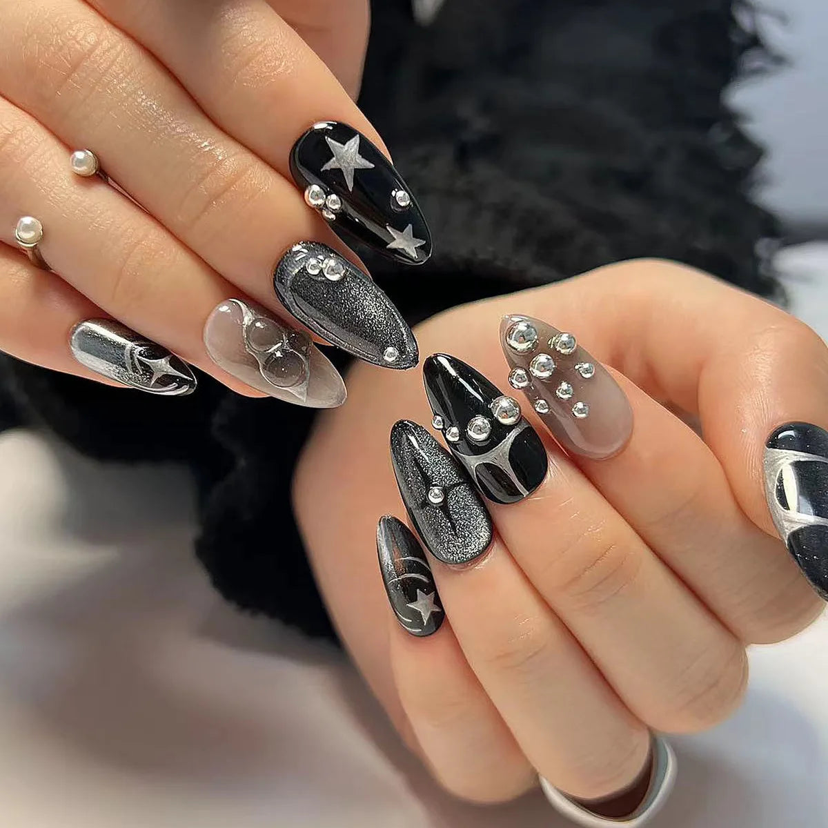 24pcs Baroque Style False Nails with Gold Moon Star Design Almond Fake Nail Patches Wearable Heavy Metal French Press on Nails