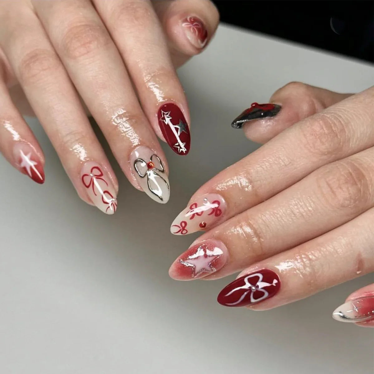 24pcs Baroque Style False Nails with Gold Moon Star Design Almond Fake Nail Patches Wearable Heavy Metal French Press on Nails