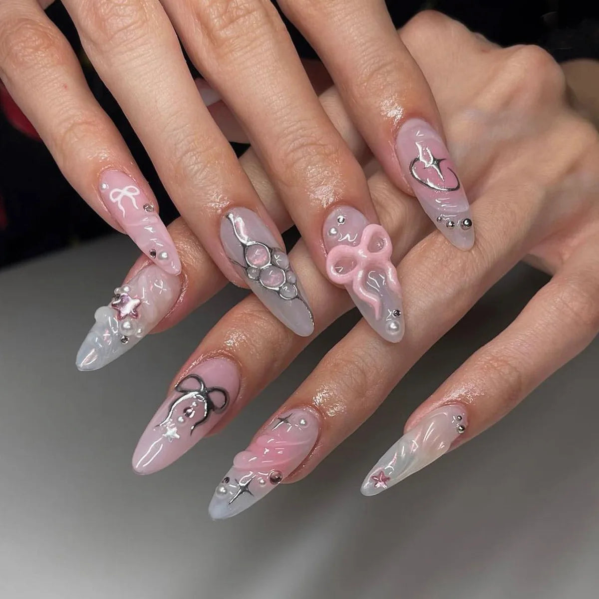 24pcs Baroque Style False Nails with Gold Moon Star Design Almond Fake Nail Patches Wearable Heavy Metal French Press on Nails
